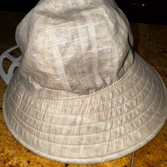 Outdoor Research reversible Hat - Picture 4 of 5